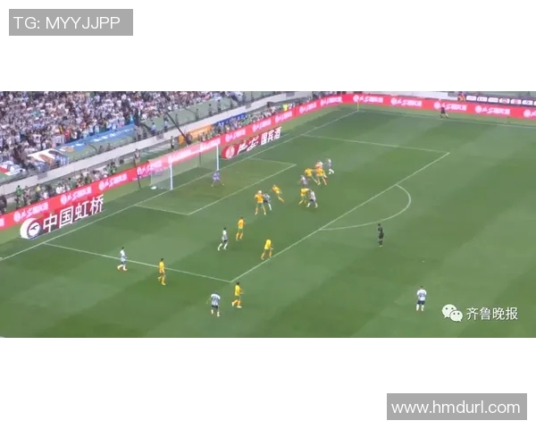 人缘最好的足球明星女孩如何赢得球场内外的友谊与支持