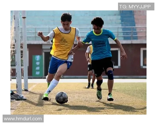 我的兄弟在球场上如同足球明星般闪耀光芒的故事 我的兄弟在球场上如同足球明星般闪耀光芒的故事