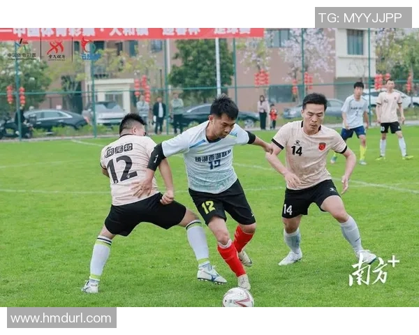 足球明星齐贺岁精彩串烧视频展现团圆喜庆氛围与激情足球魅力